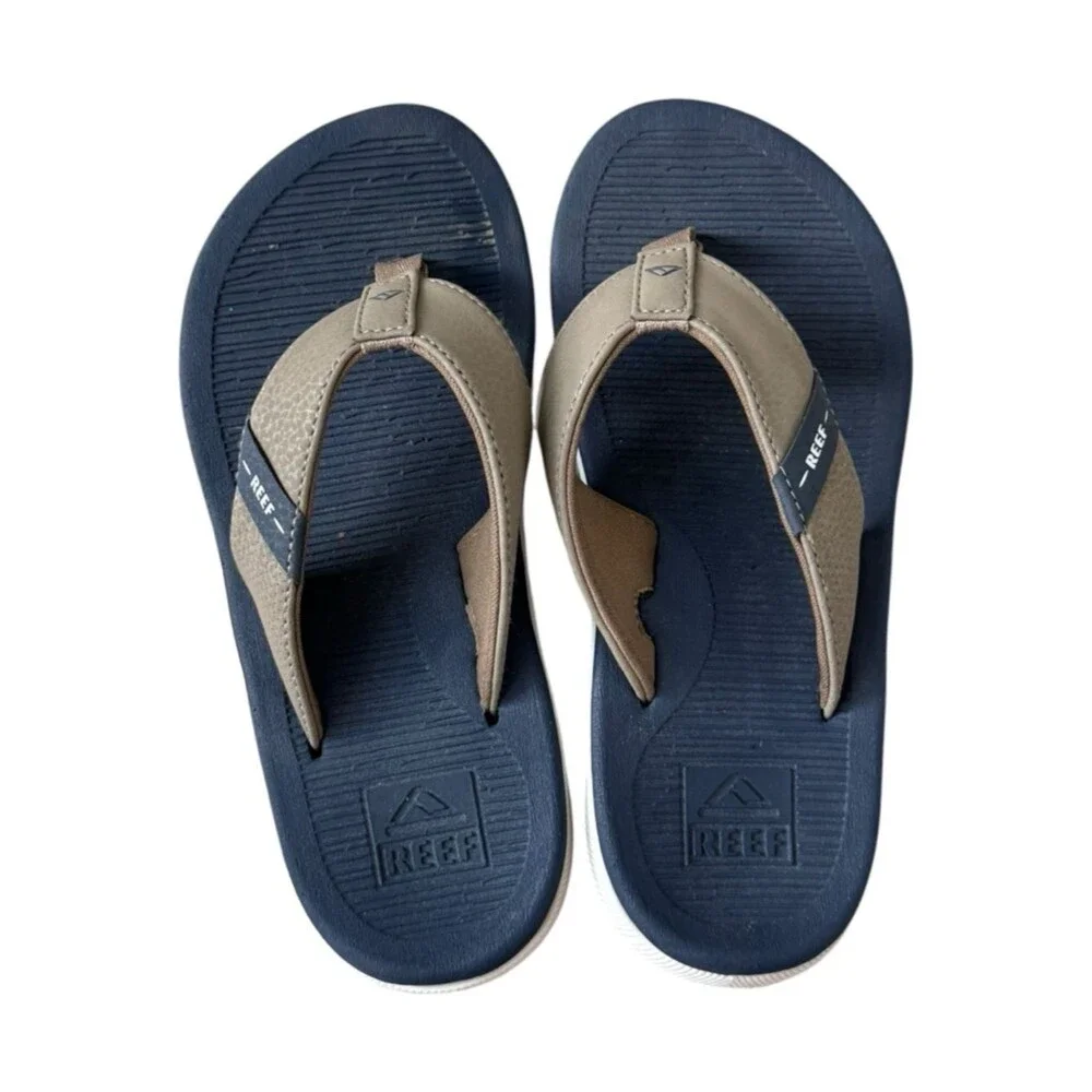 Reef Boys Kids Santa Ana Navy Blue Flip Flops Sandals. Size 1.